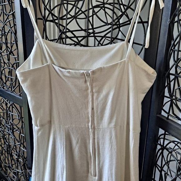 GB Size Small White Linen Blend Spaghetti Strap Dress Ruffle Hem NWT - Picture 5 of 12